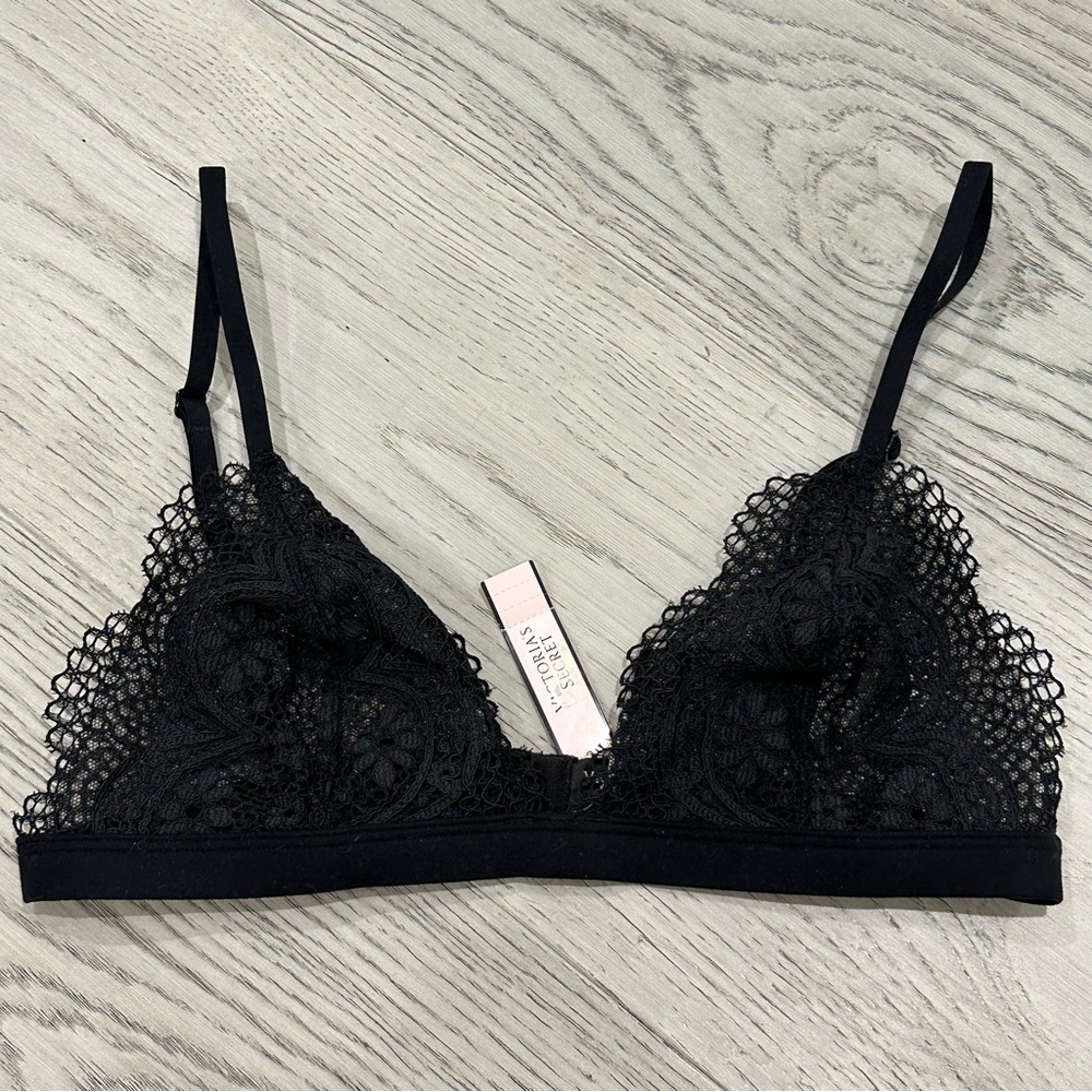 Victoria’s Secret Sheer Bralette NWT